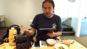 写真撮影とパウンドケーキ販売 山田修司